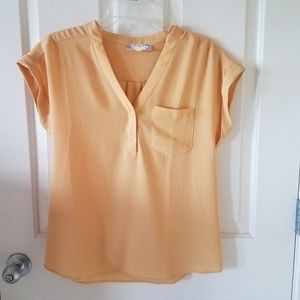 Pink Rose Vintage yellow blouse with cap sleeves. Size small.